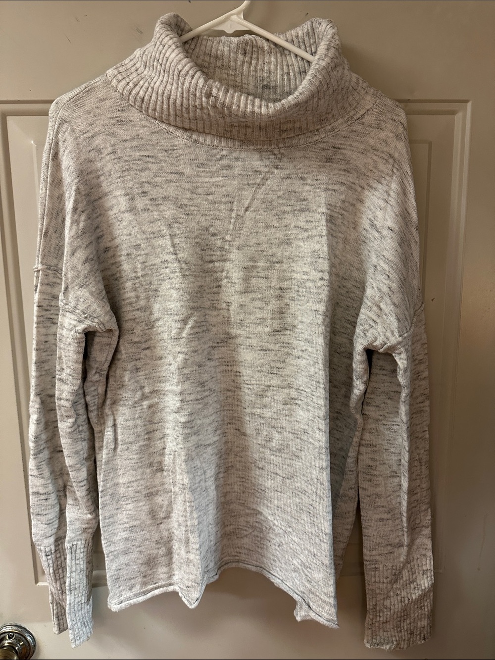 RD Style Heathered Light Gray Cowl Neck Sweater